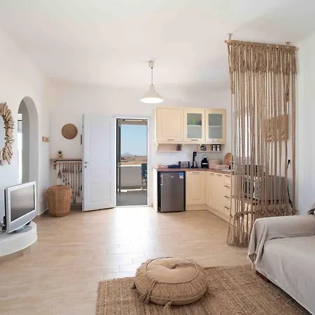 Filisea Naousa (Paros)